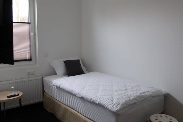 Room 2 of 22