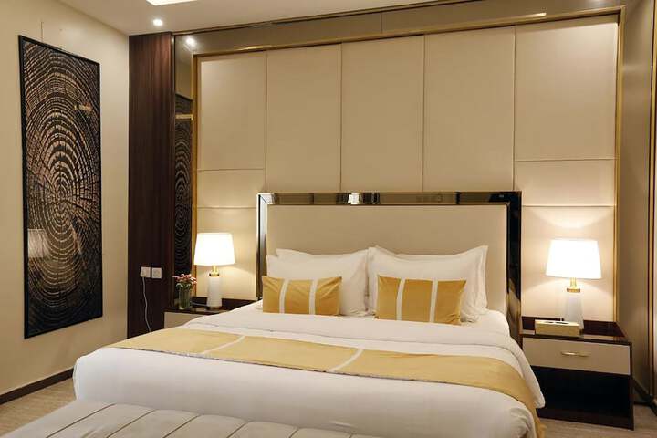 Room 4 of 29