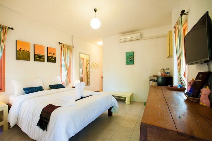 Room 15 of 52
