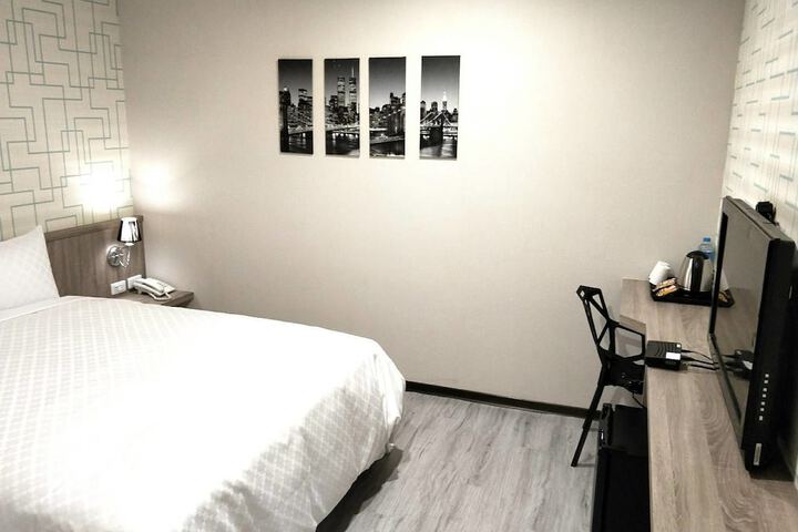 Room 16 of 78