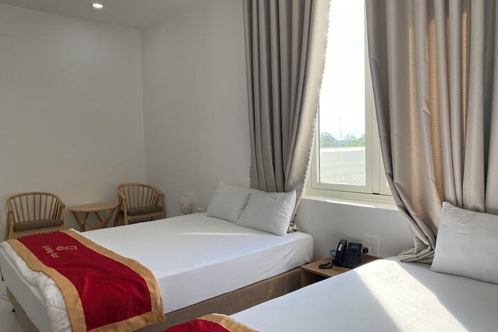 Room 17 of 46