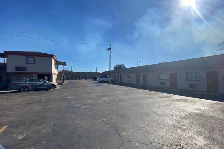 Property Grounds 26 of 33