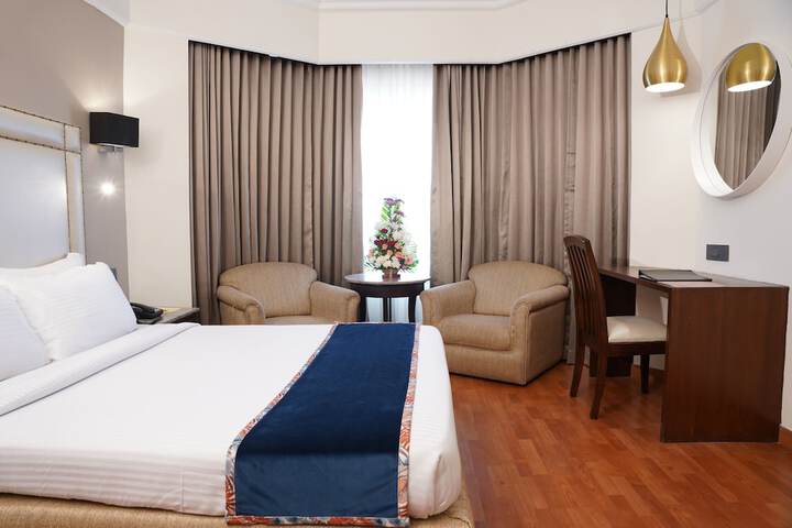 Room 29 of 76