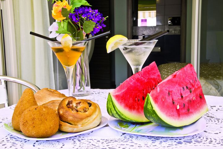 Breakfast meal