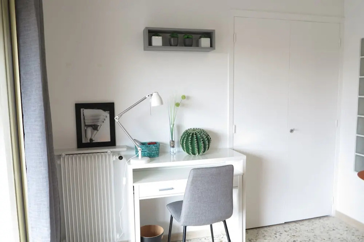 Room 2 of 15