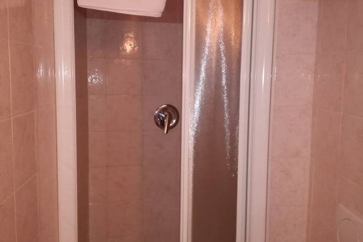 Room 45 of 60