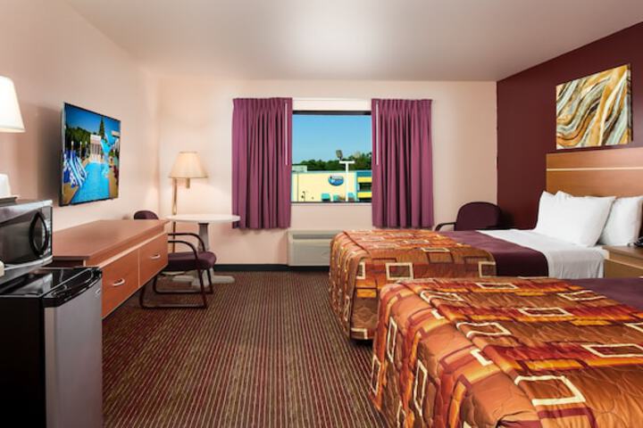 Room 12 of 222