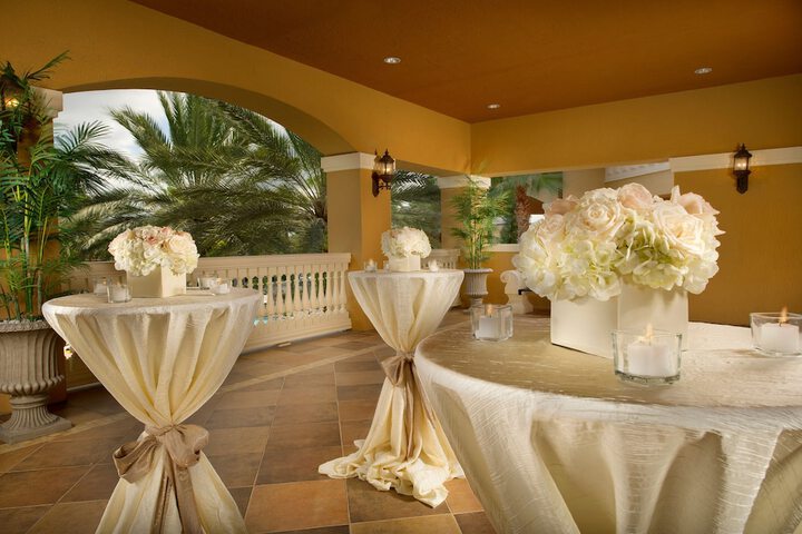 Ballroom/Hall 55 of 72