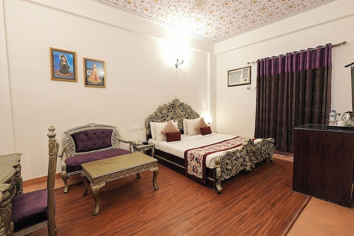 Room 47 of 62