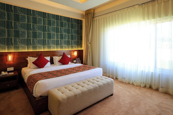 Room 13 of 92