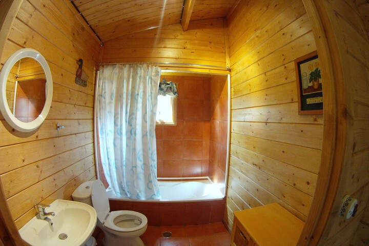 Room 57 of 77
