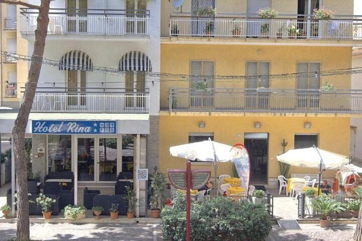 HOTEL RINA