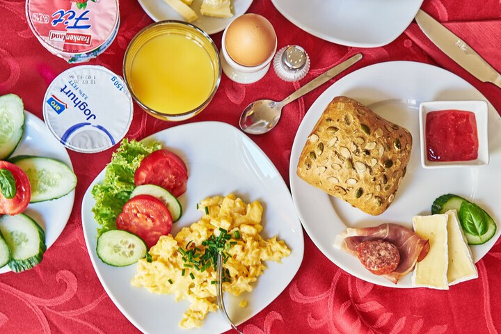 Breakfast/Coffee Service 191 of 202