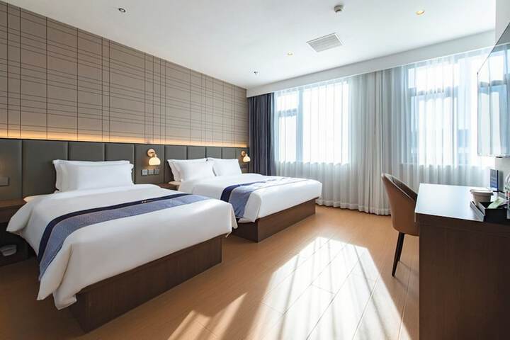 Exterior of Aifeel Hotel Beijing Capital Airport T3