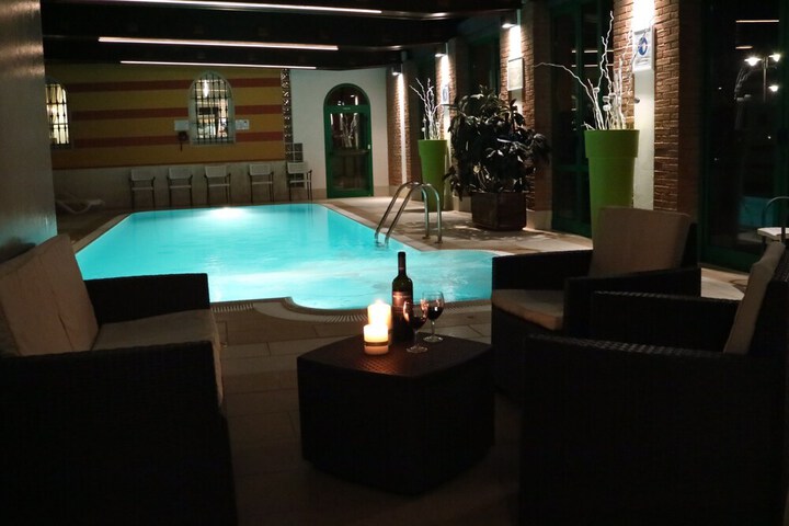 Spa 44 of 81