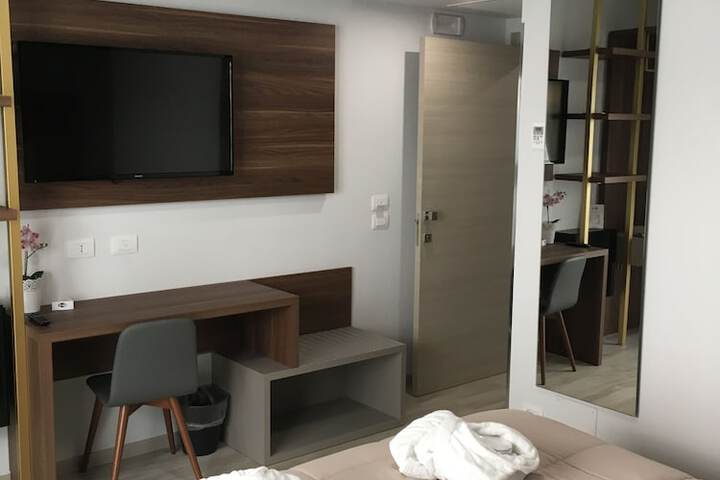 Room 11 of 44