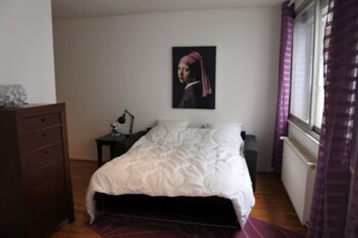 Room 35 of 38