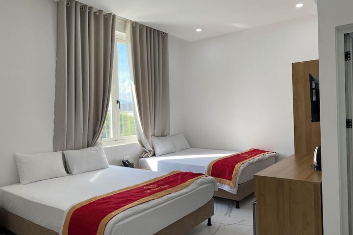 Room 15 of 46