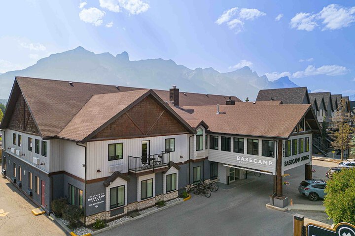 Basecamp Lodge Canmore