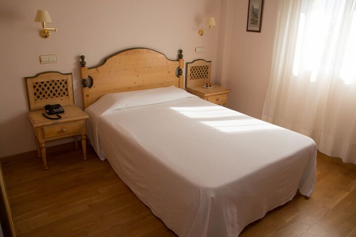 Room 9 of 22