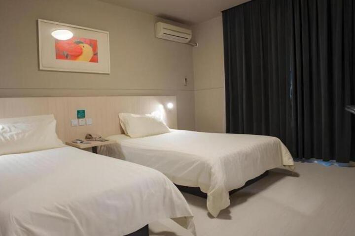 Inside Room Photo
