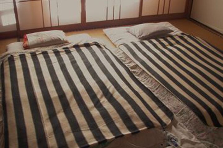 Room 11 of 26