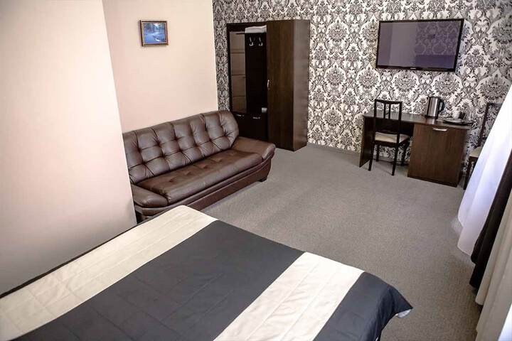 Room 41 of 65