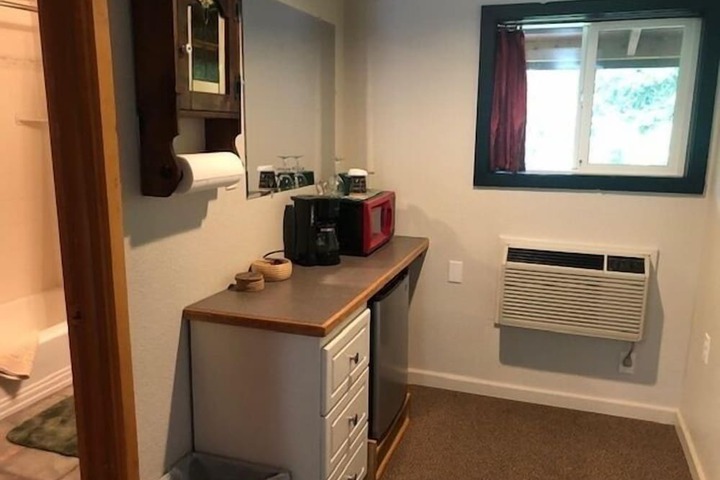 Room 14 of 61