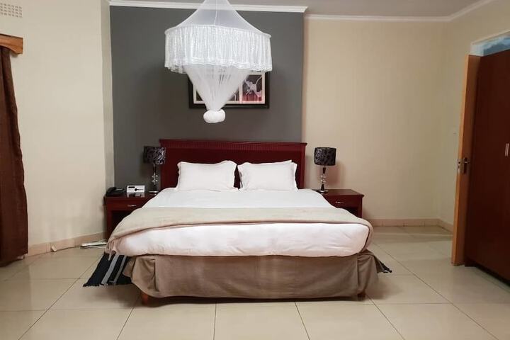 Room 5 of 45