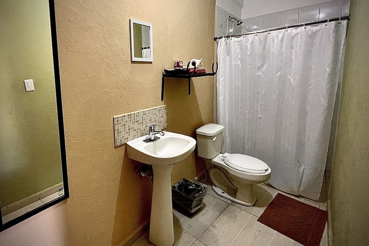 Room 60 of 99