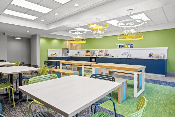 Breakfast area