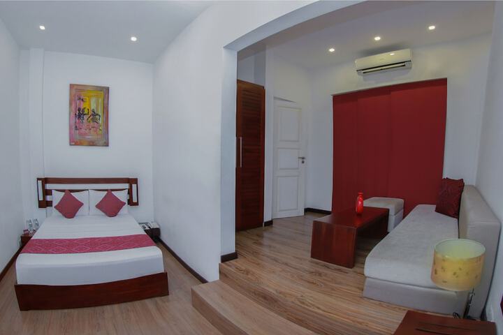 Room 8 of 36