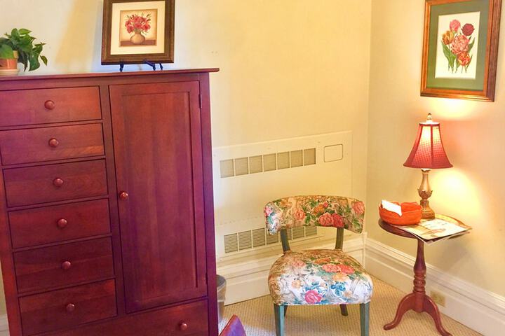 Room 22 of 59
