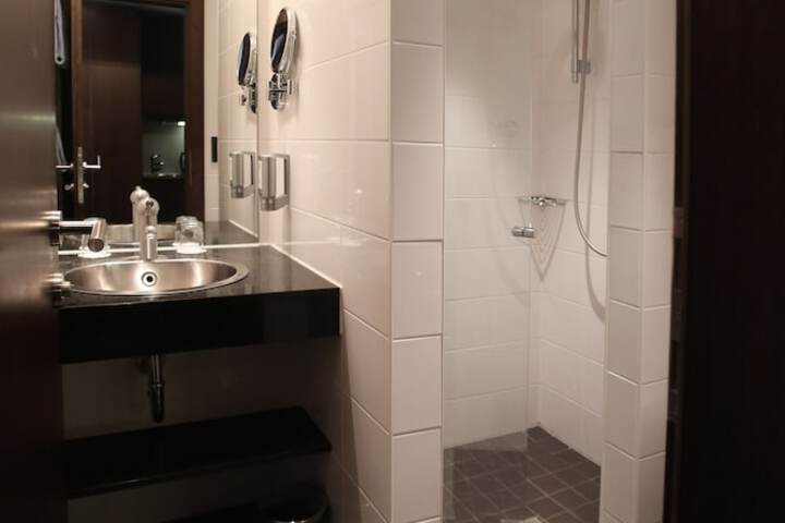 Clean Restrooms