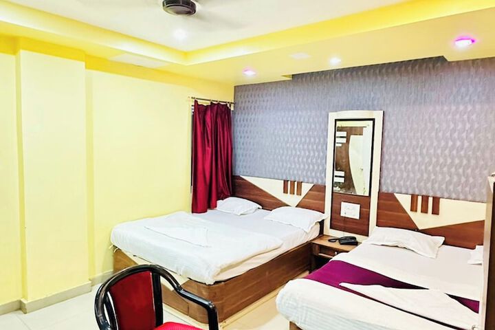 Room 4 of 26