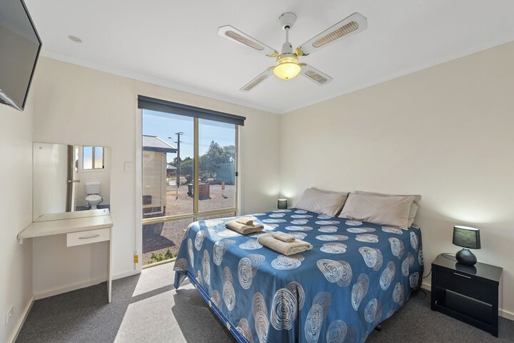 Room 25 of 113