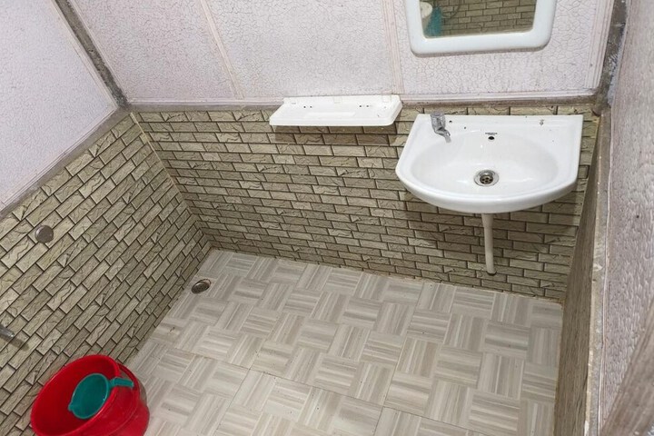 Room 19 of 50