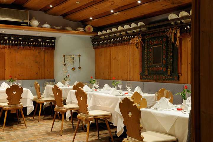 Dining 85 of 116