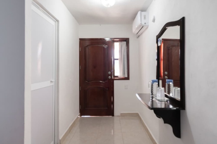 Room 4 of 35
