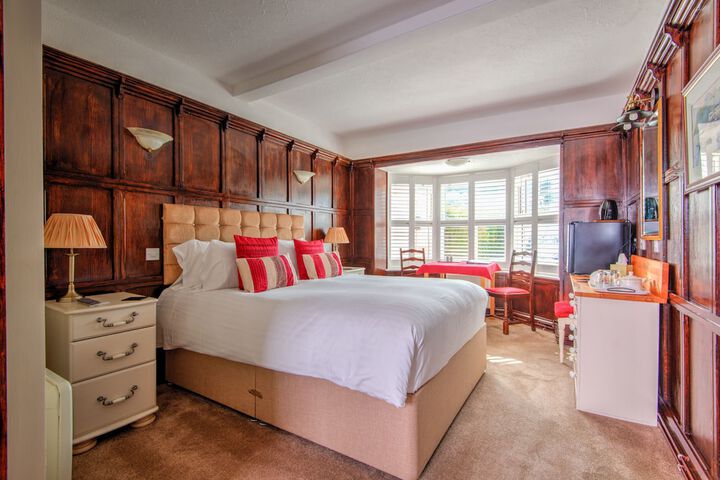 Room 5 of 34