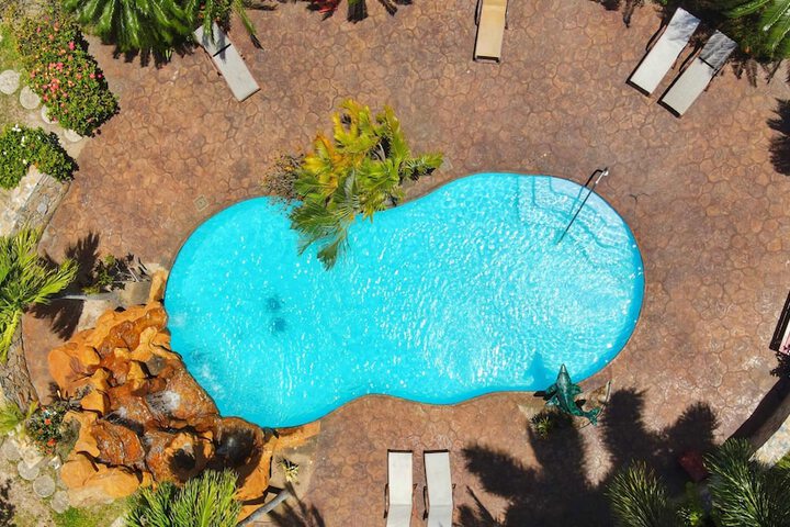 Pool 31 of 66