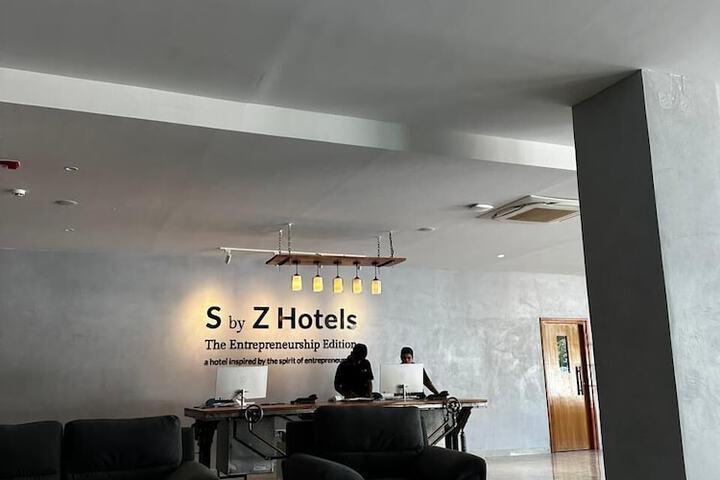 Hotel Interior 5 of 33