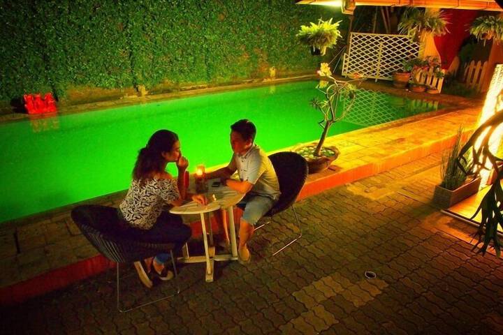 Hotel with Pool