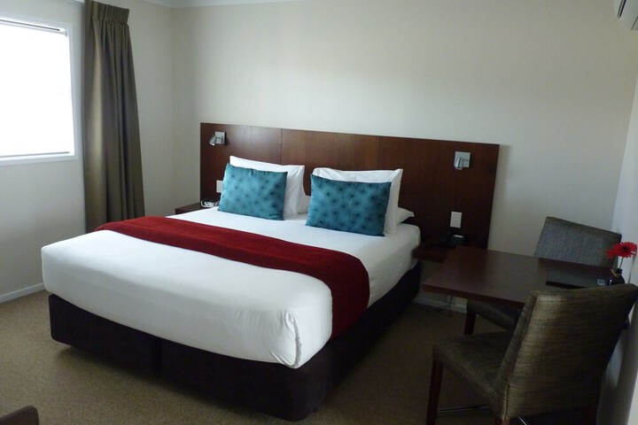 Room 6 of 26
