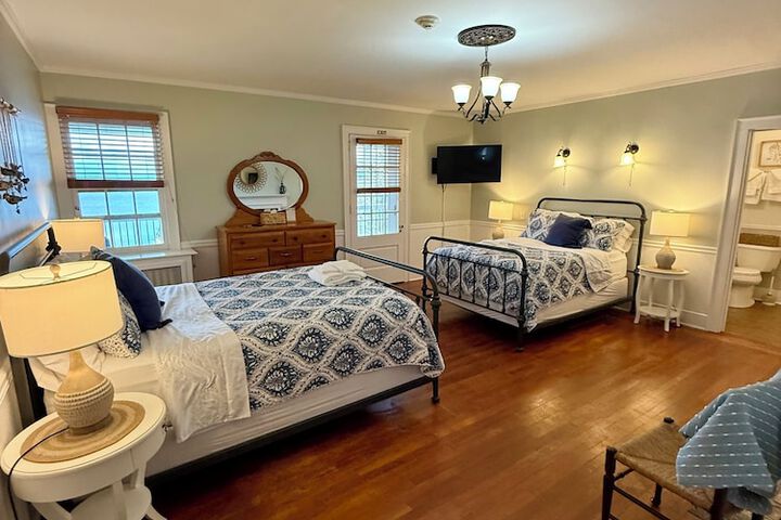 Room 48 of 65