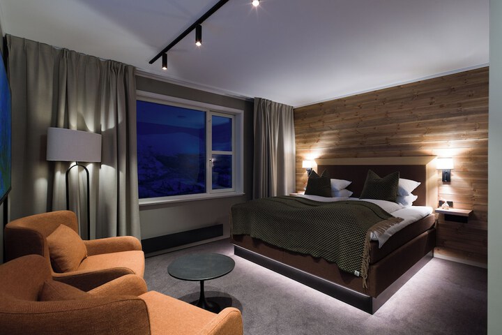 Room 12 of 81