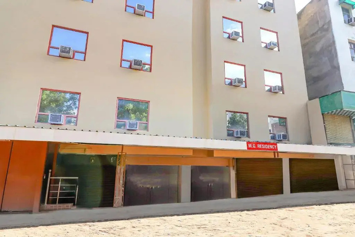 Hotel M.G Residency