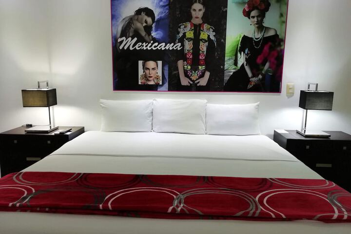 Room 7 of 27