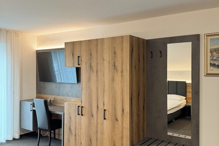 Room 21 of 70