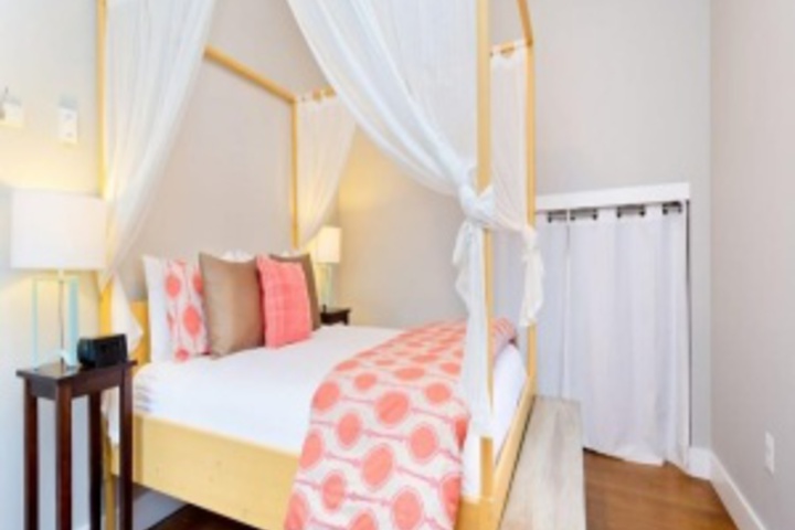 Room 573 of 671